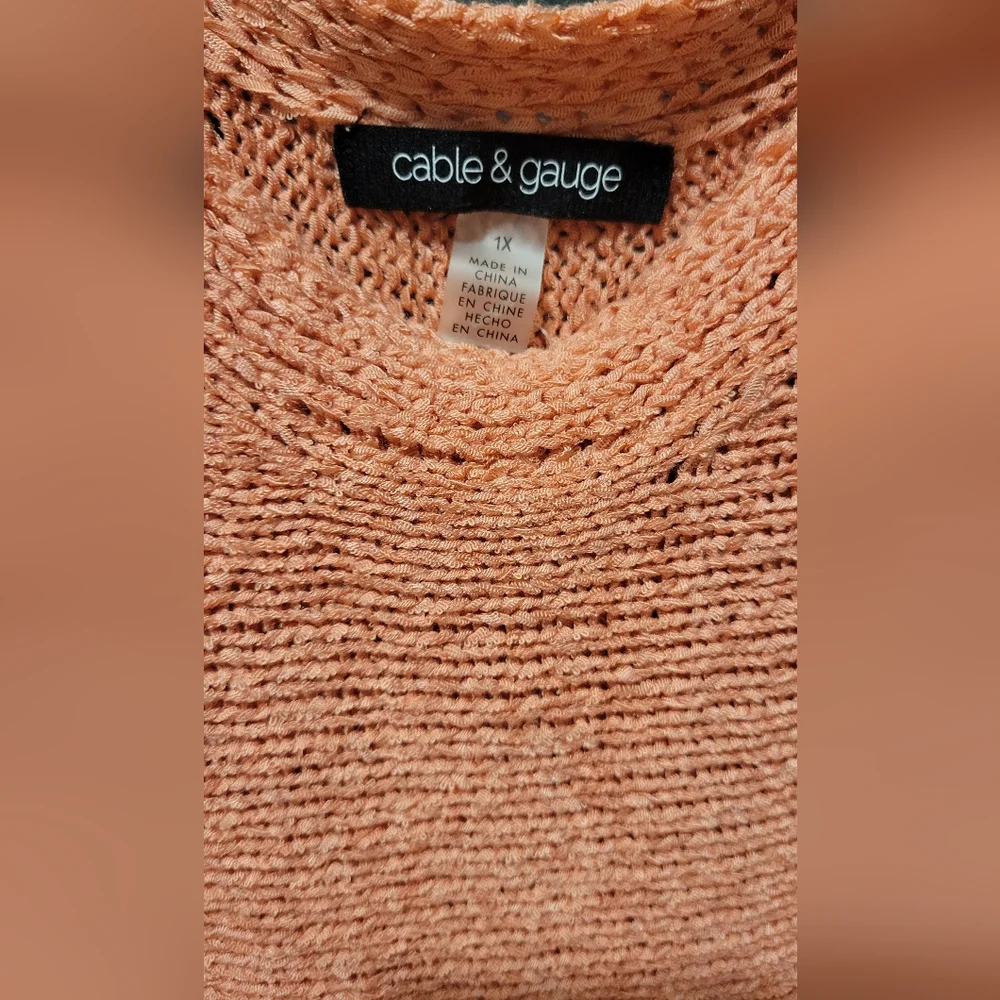 Cable & Gauge Coral Knit Button-Detail Sweater - Picture 4 of 4